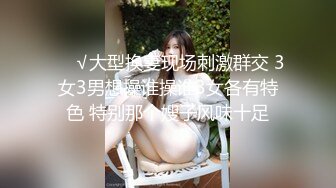 【新片速遞】商场一路跟踪偷拍长裙美女 趁她打电话分神拍到裙底竟然看到了她的小黑B 爽歪歪！[259M/MP4/01:42]