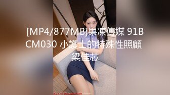 [MP4]长相可爱的丸子头妹子，巨乳白皙奶，一黑一白，多人群战，淫乱至极