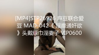 【自整理】爱舔自己玉足脚趾的阿嘿颜鼻环荡妇，掰开骚逼让你看个够，连阴道里面的细节都一清二楚！juicydubz 最新流出视频合集【NV】 (75)