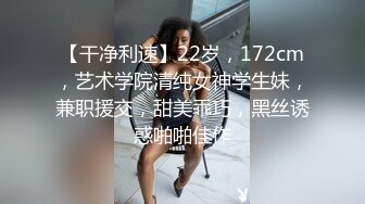 【Olivia】Stripchat来了一个极品，童颜巨乳小萝莉，滴蜡缸塞喷水 (5)