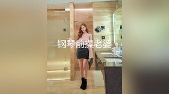 口才一流小哥软磨硬泡送礼物把他女神骗到酒店