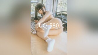 [juq-077] 出張先のビジネスホテルでずっと憧れていた女上司とまさかまさかの相部屋宿泊 鷲見すみれ