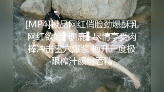 无套羞涩女友射在肚皮上